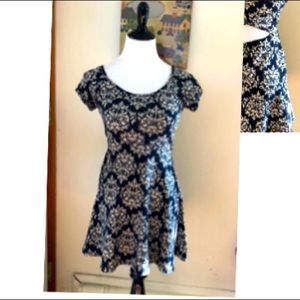 En Creme Mini Dress.